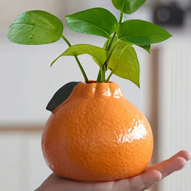 1pc Art Deco Style Plastic Orange Vase, Citrus Fruit Shaped Hydroponic Planter, Round No-Electricity Decorative Flower Pot for Living Room and Office, Decorative Planter | Art Deco Vase | Plastic Construction, Flower Vase
