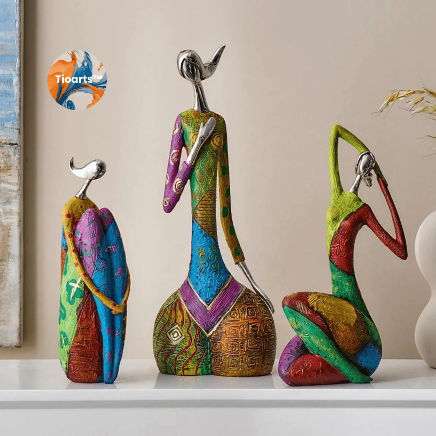 Esculturas Força Feminina Tioarts™ — Decoração Contemporânea em Resina | Amor Incondicional, Equilíbrio Interior e Elevação Espiritual