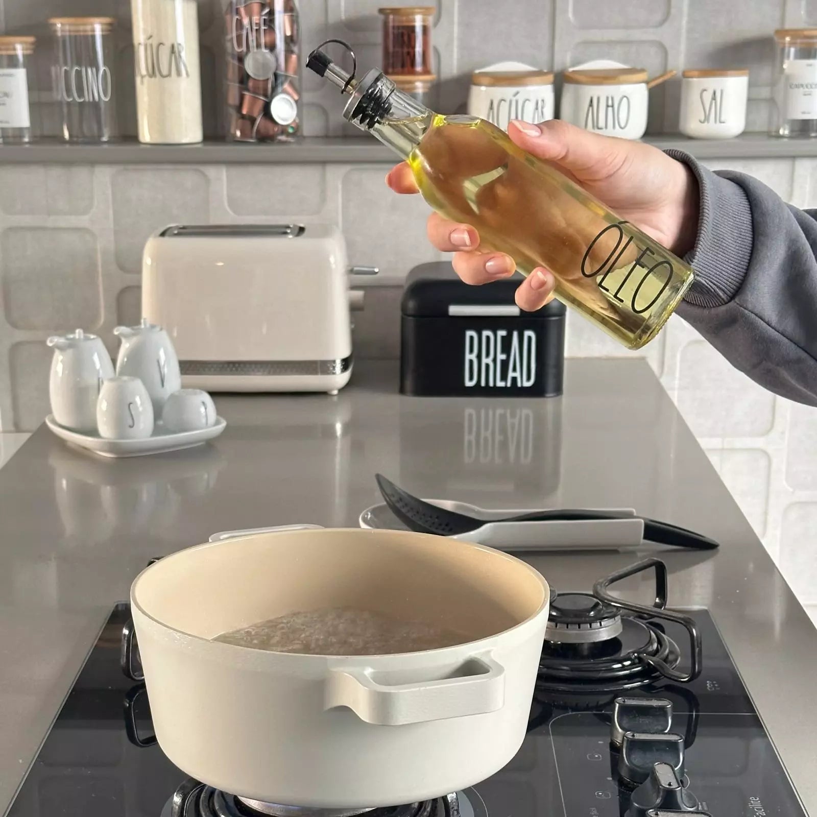 Galheteiro de Vidro Clean Tioeasy™ para Azeite, Vinagre e Temperos Líquidos — 260ml