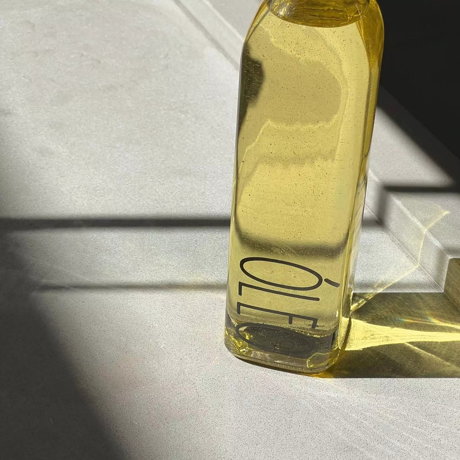 Galheteiro de Vidro Clean Tioeasy™ para Azeite, Vinagre e Temperos Líquidos — 260ml