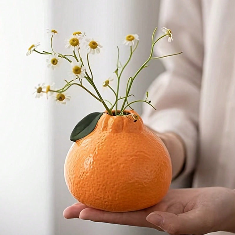 1pc Art Deco Style Plastic Orange Vase, Citrus Fruit Shaped Hydroponic Planter, Round No-Electricity Decorative Flower Pot for Living Room and Office, Decorative Planter | Art Deco Vase | Plastic Construction, Flower Vase